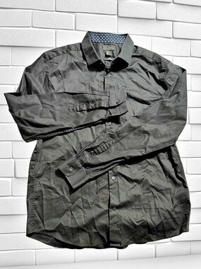 H&M Men’s Black Slim Fit Long Sleeve Dress Shirt